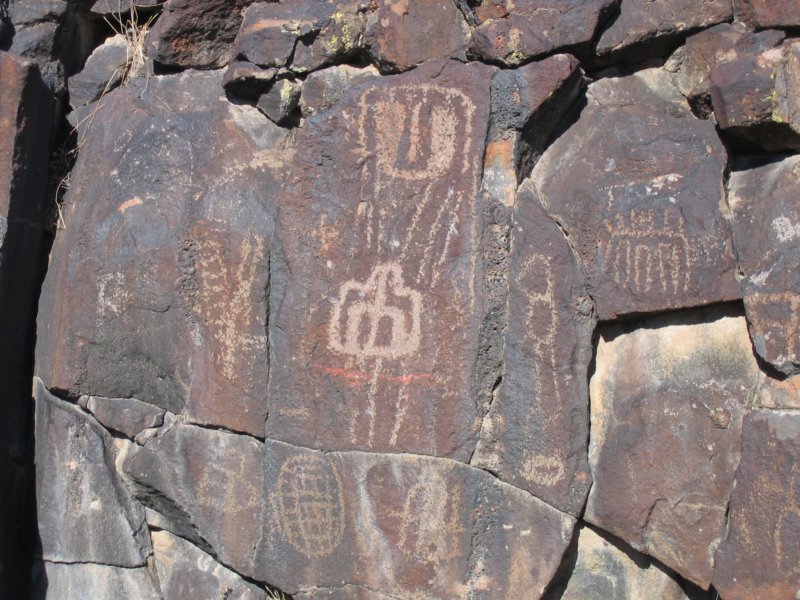 petroglyphs.jpg